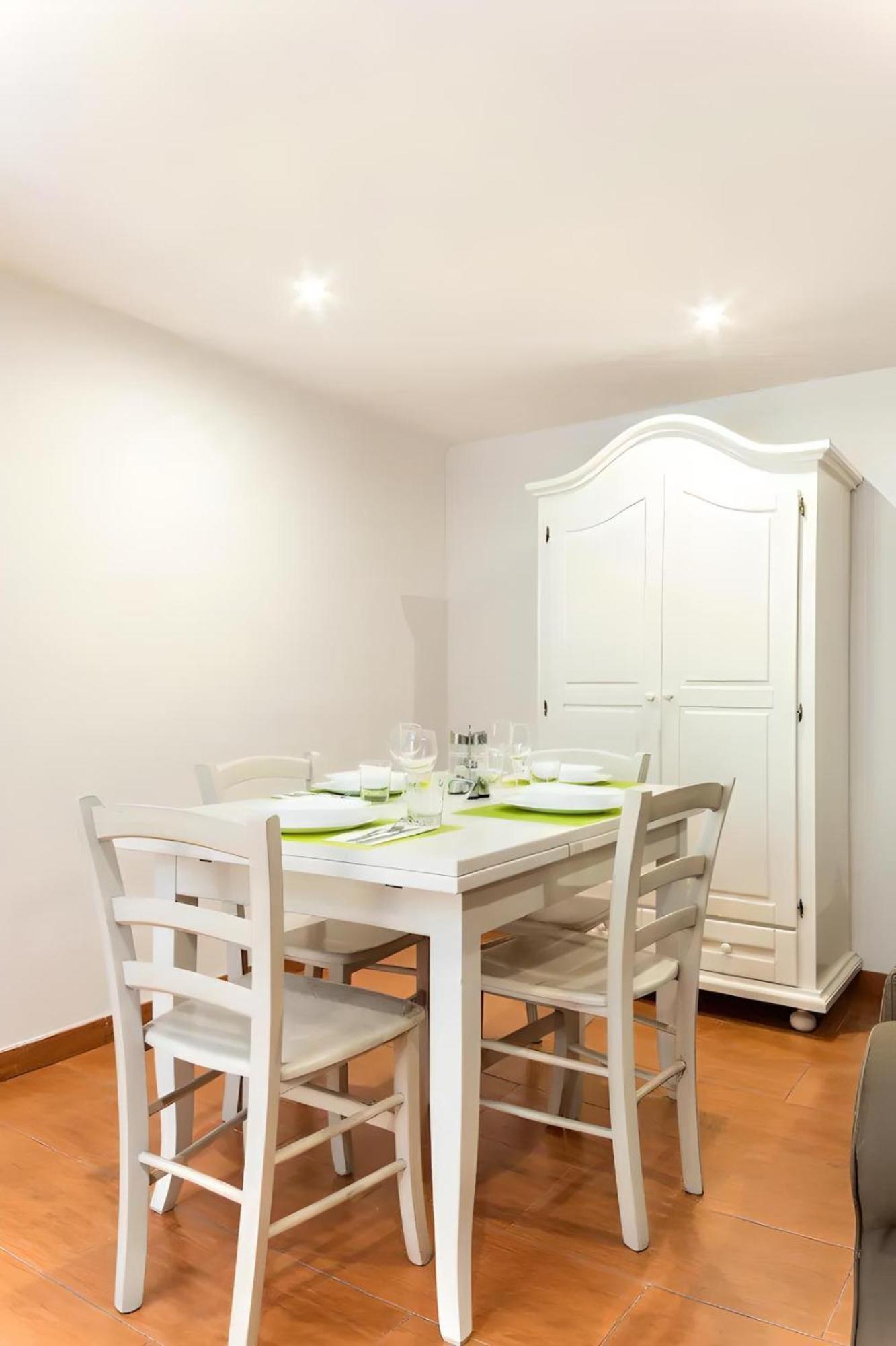 Borrelli House Apartment Napoli Bagian luar foto